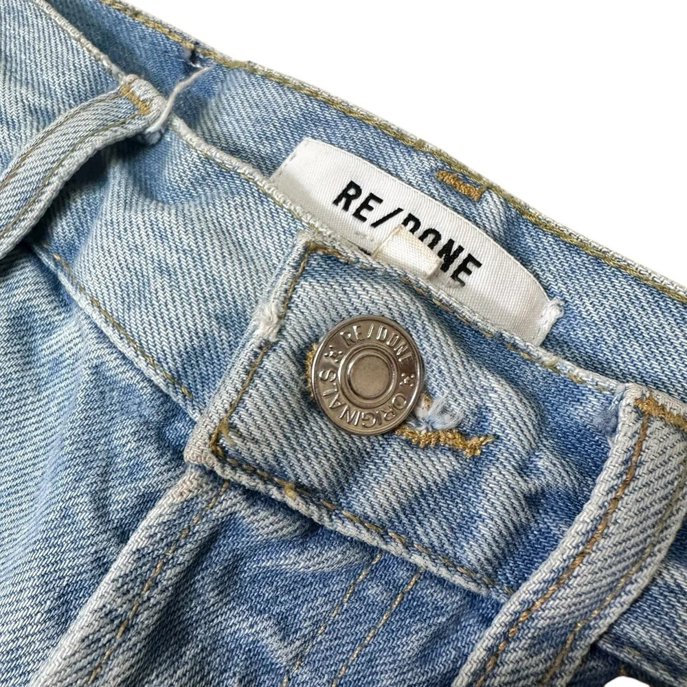 Re/Done 90’s High Rise Loose Distressed Light Wash Button Fly Jeans 24 (27x31)